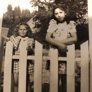 Meet your Posher, Beverly